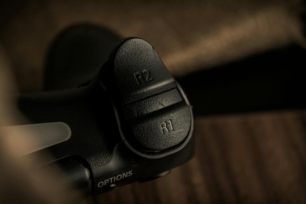 Comparaison des prix : précommande vs achat après la sortie